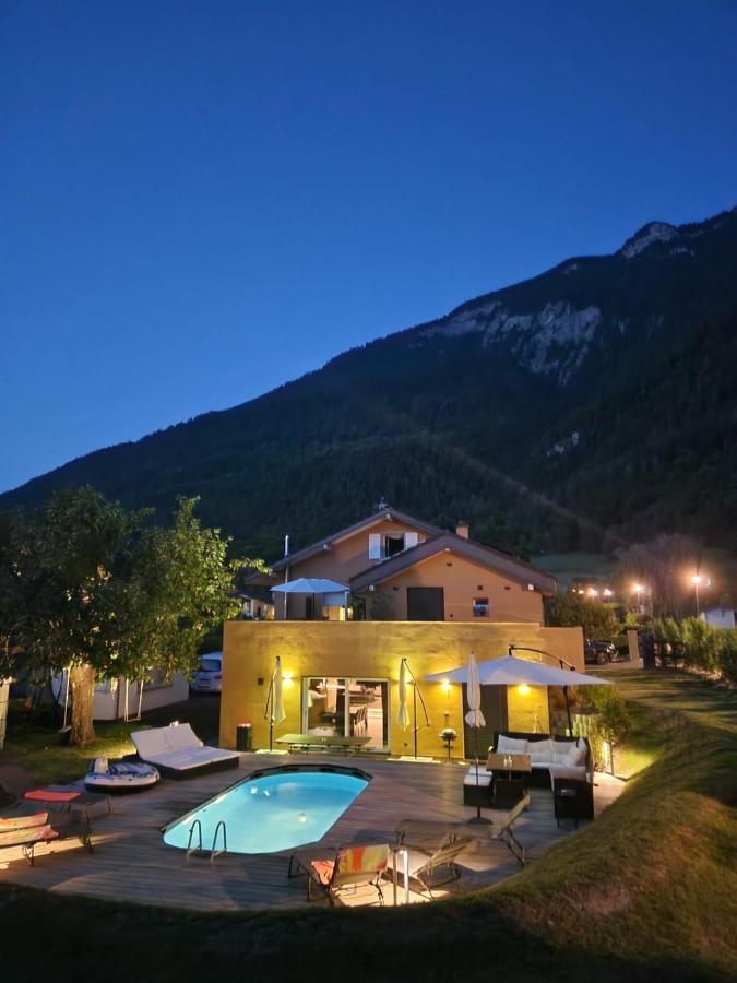 Appartement Moderne Avec Terrasse Et Piscine A Chatel Sur Bex Esterno foto
