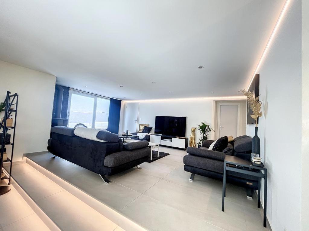 Appartement Moderne Avec Terrasse Et Piscine A Chatel Sur Bex Esterno foto